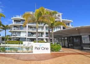 Luxurious Beachfront Apartment, Hervey Bay